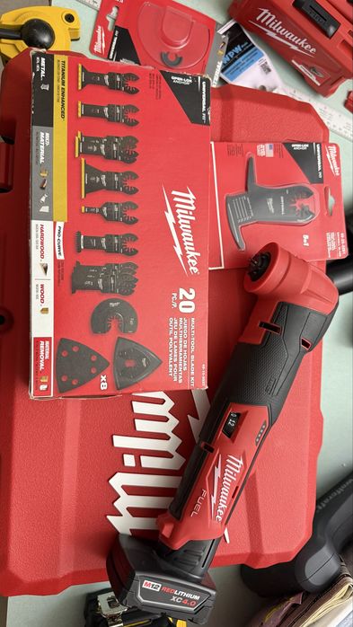 Milwaukee M12 мультитул