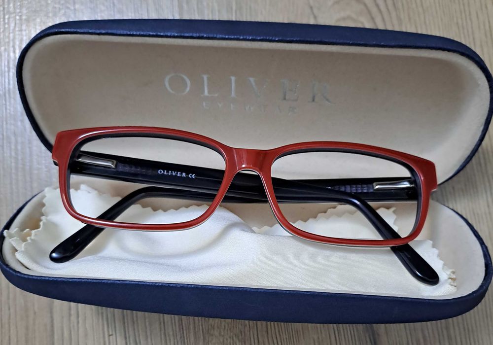 Rama de ochelari de vedere, Oliver