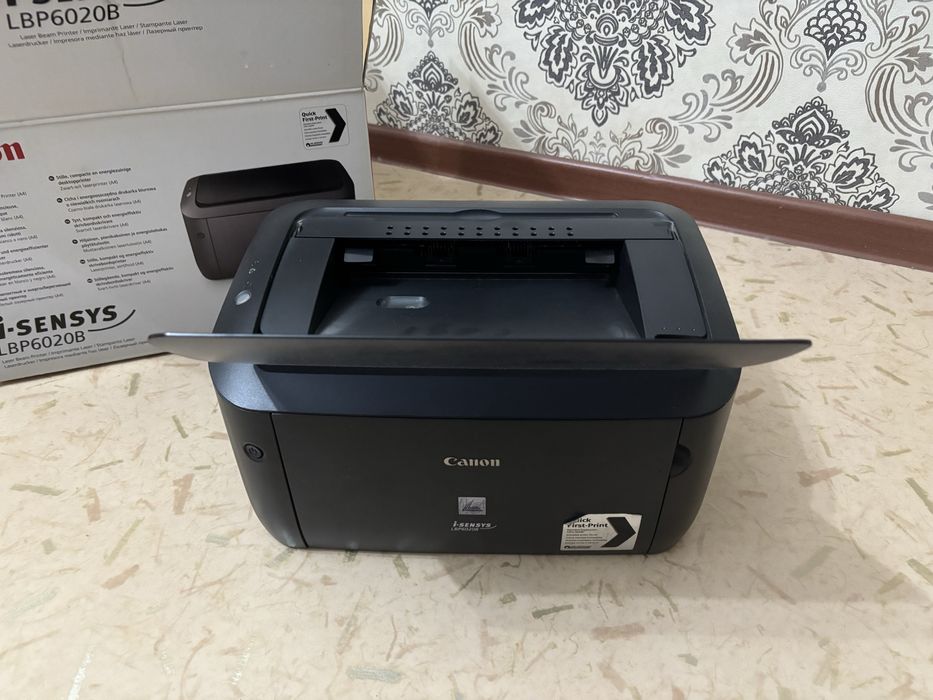 Продам лазерный принтер Canon i-sensys LBP6020B