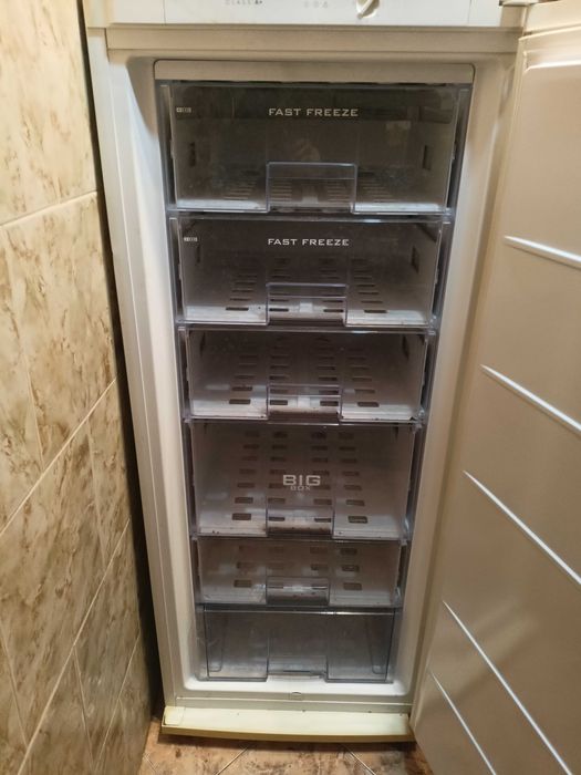 Фризер Запазен вертикален Snaige клас A+