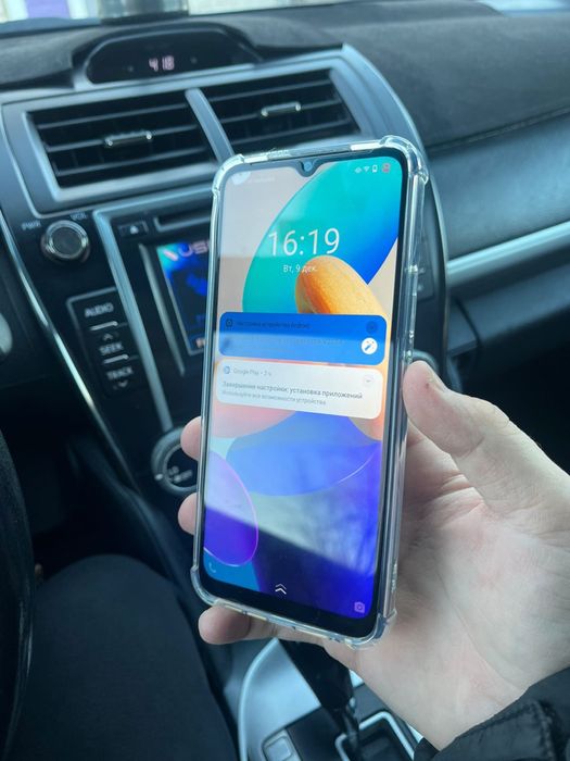 Продам почти новый