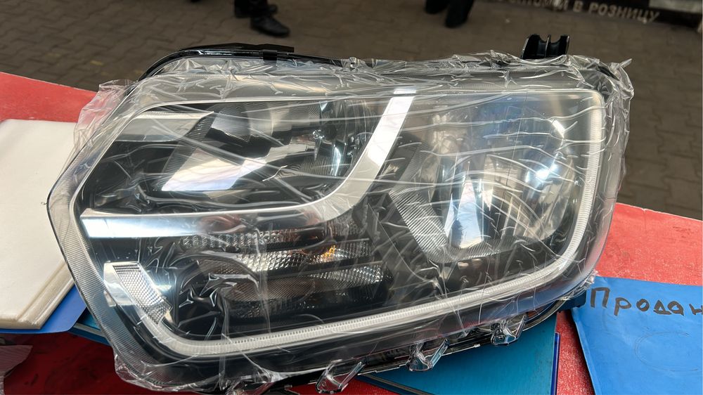 Фара Логан Рено Дастер Ларгус Сандеро