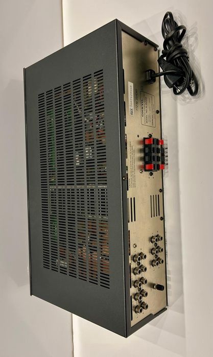 Vand amplificator Onkyo A-8220