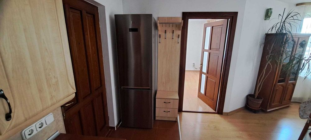 inchiriat apartament 3 camere 57mp, parcare, pe Vulturului-Baciu