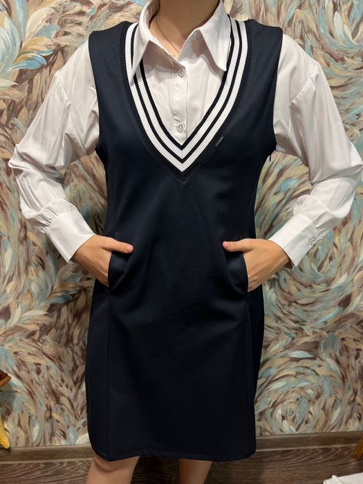 Продам школьный сарафан