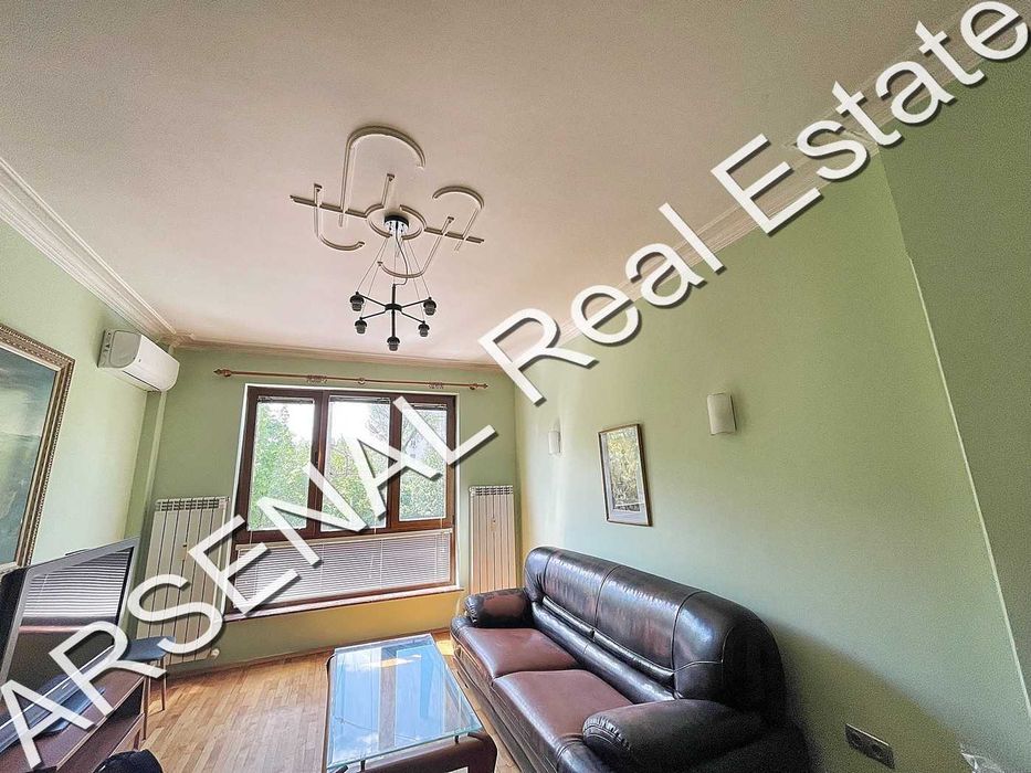 Дава се под наем Тристаен апартамент в София, Център - 132 кв.м за 800 € - Снимка #2