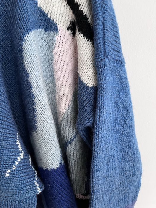 Неповторими ръчно плетени пуловери от естествена вълна