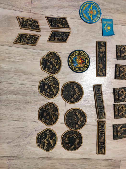 Продам погоны поштучно,можно целиком на парадную и повседневную форму