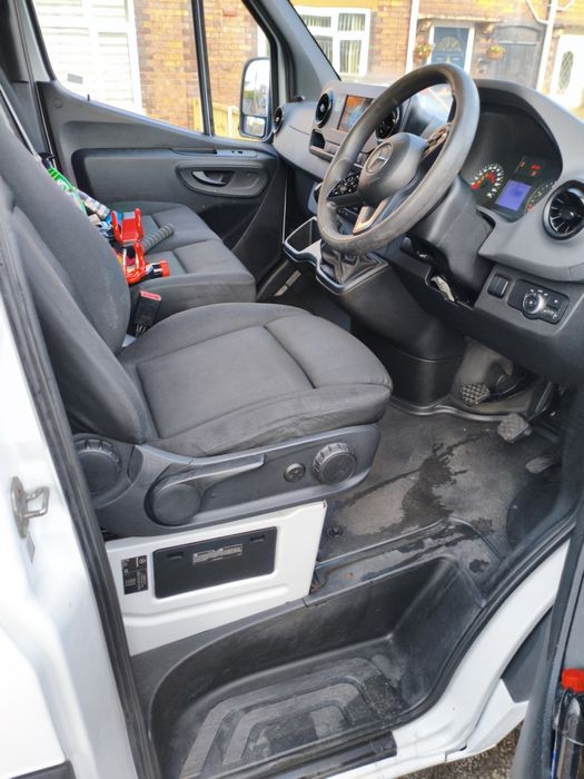Mercedes sprinter 2019 Frig + AC cabina pret 6800€