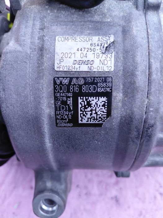 Compresor ac Audi a4 a5 seat ibiza  cod 3Q0 816 803D 700 LEI
