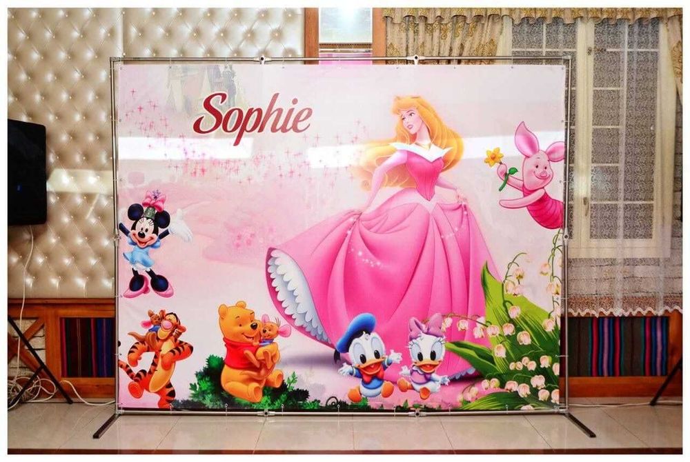 Печать баннеров и пресс стен