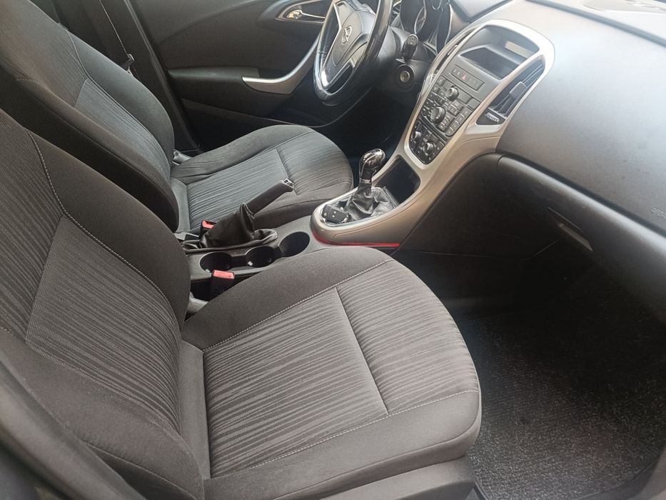 Opel Astra j 1.4 benzina