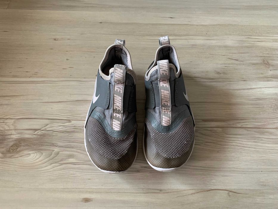 Маратонки за момиче Nike - 30 номер, стелка: 19 см