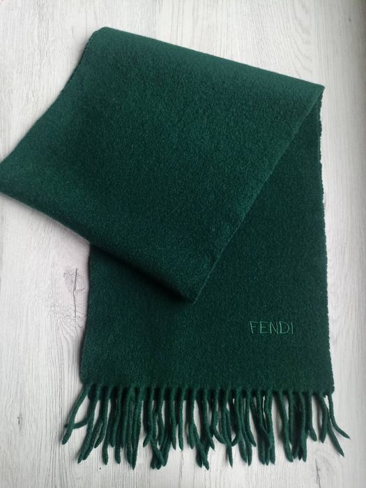 Дамски шал  Fendi