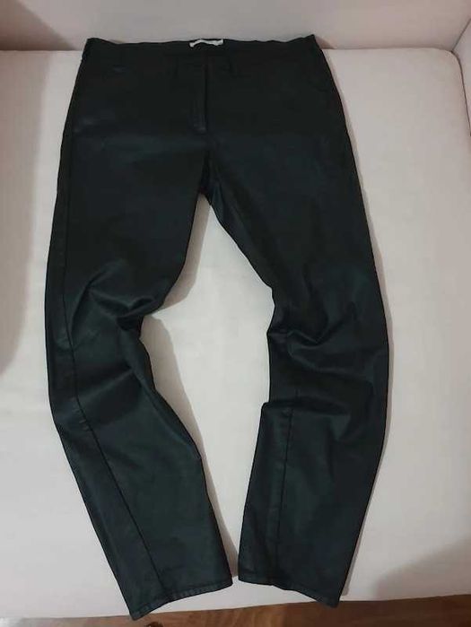 Pantaloni Weekday,marimea 8,merg 38,stare f buna