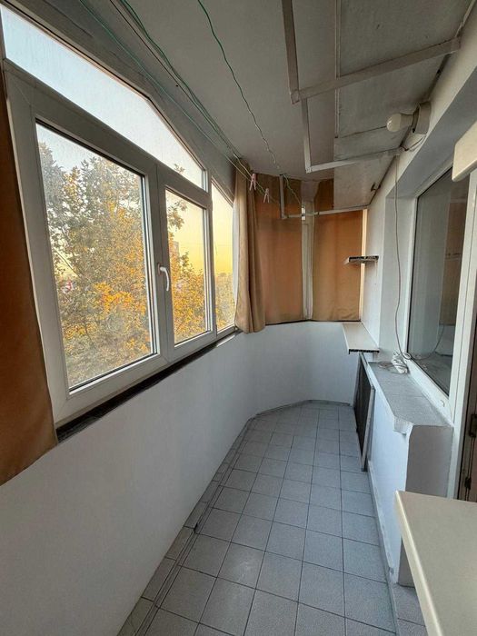 Inchiriez apt cu 3 camere