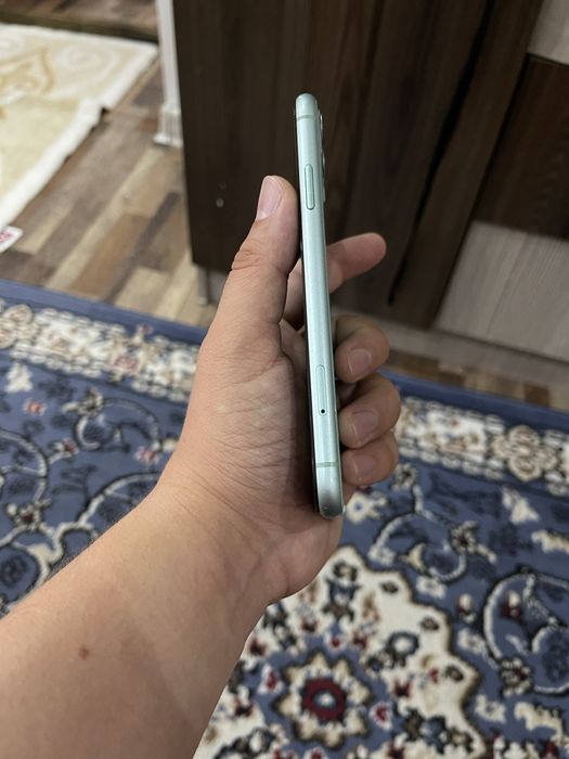 В продаже Айфон 11/128Gb