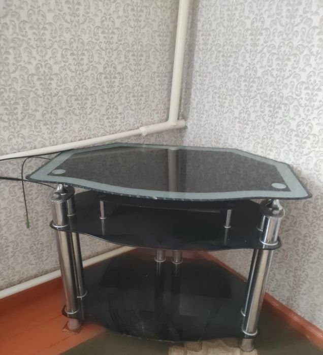Продам стеклянную подставку