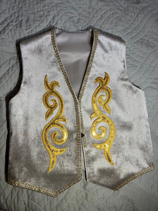 Жилетки казахские