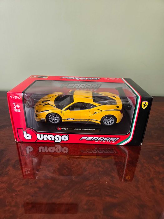Bburago Модели машин в масштабе 1/24