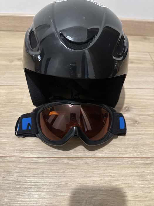 Casca snowboard si ochelari