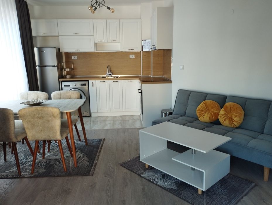 Дава се под наем Двустаен апартамент в Пловдив, Тракия - 64 кв.м за 433.5 € - Снимка #2