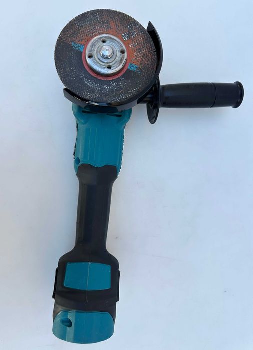 Makita DGA511 - Безчетков ъглошлайф с потенциометър 18V