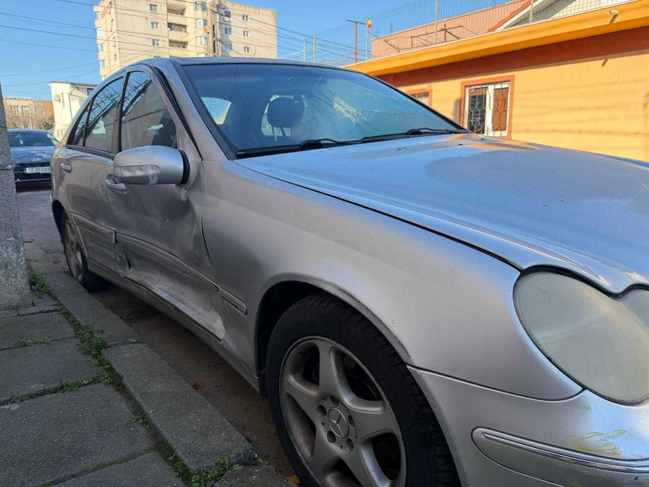 Mercedes C Class PIESE