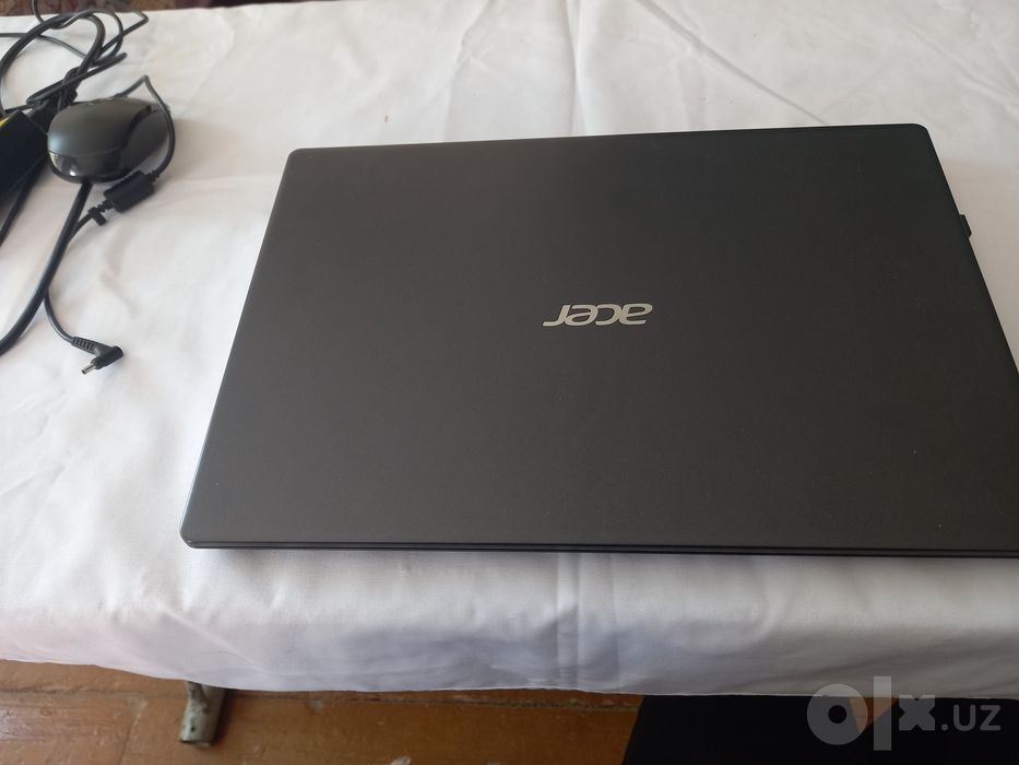 Noutbuk acer aspire3