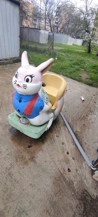 Клатушка работеща с монети 
Клатушка работеща с