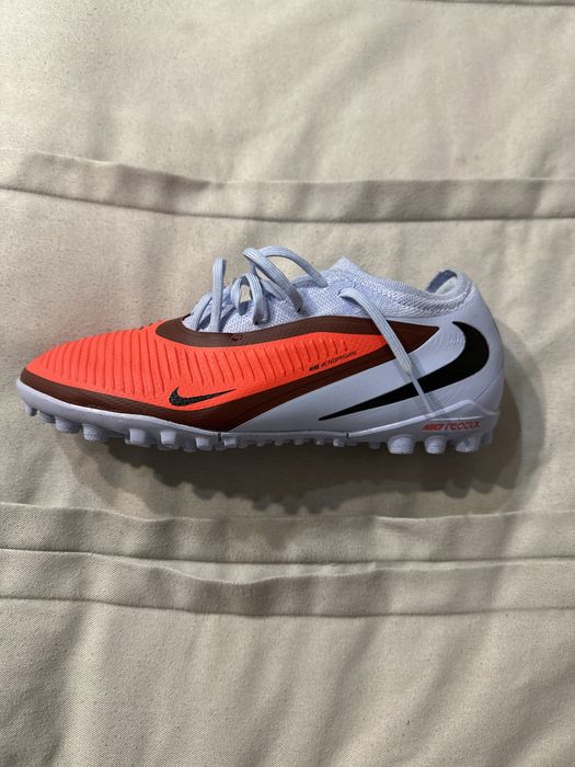 Оригинальные Сараконожки Nike Phantom