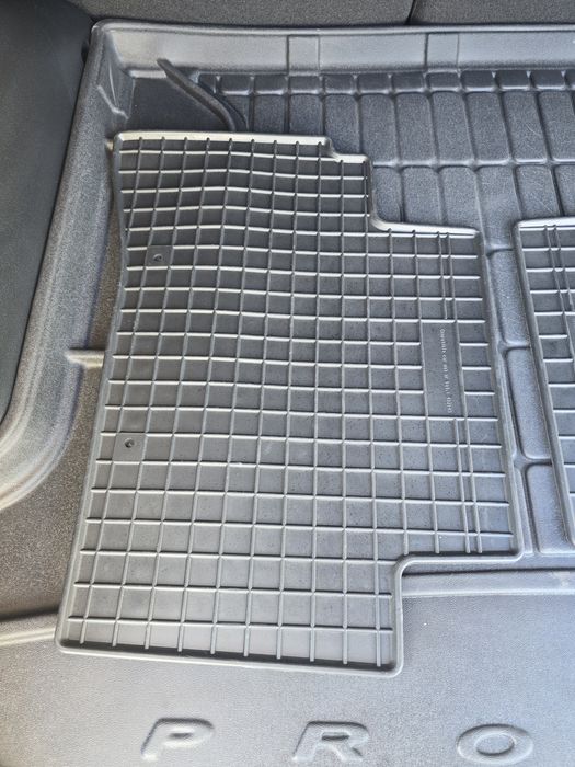 Vand covorase kia sportage