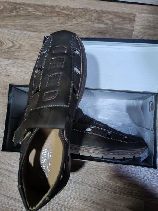 Продам мужские сандали