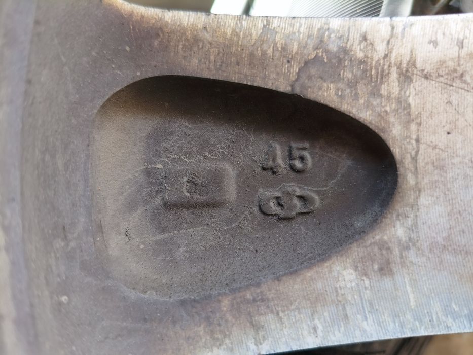 Диски R16/5х114.3 Toyota Original + Резина