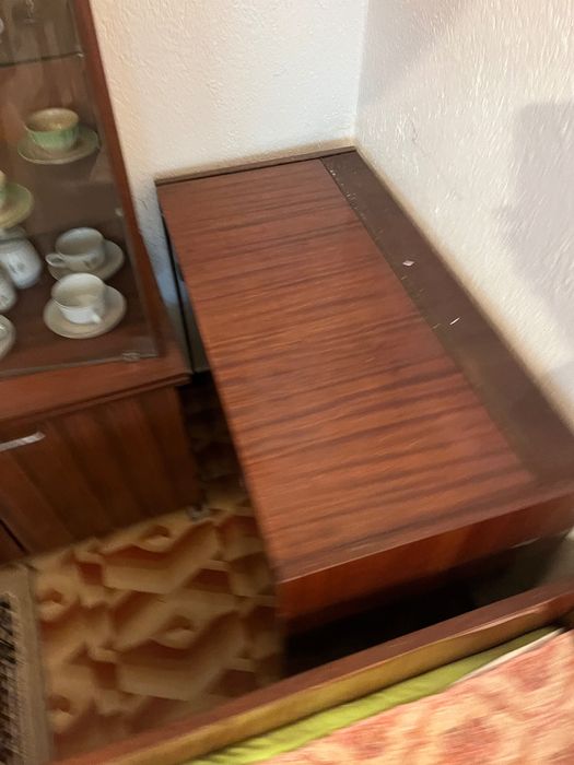 Ъглови легла + матраци и ракла  цена 120€