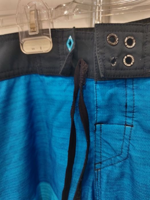 Шорты для плавания Quiksilver. 28 размер.