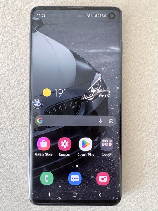 Продам Samsung s10
