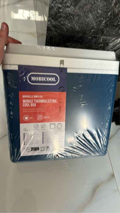 Lada geanta frigorifica electrica Mobicool by Dometic noua sigilata ga