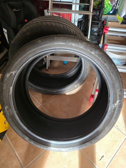 Cauciucuri vara bridgestone aproape noi 275 30 20