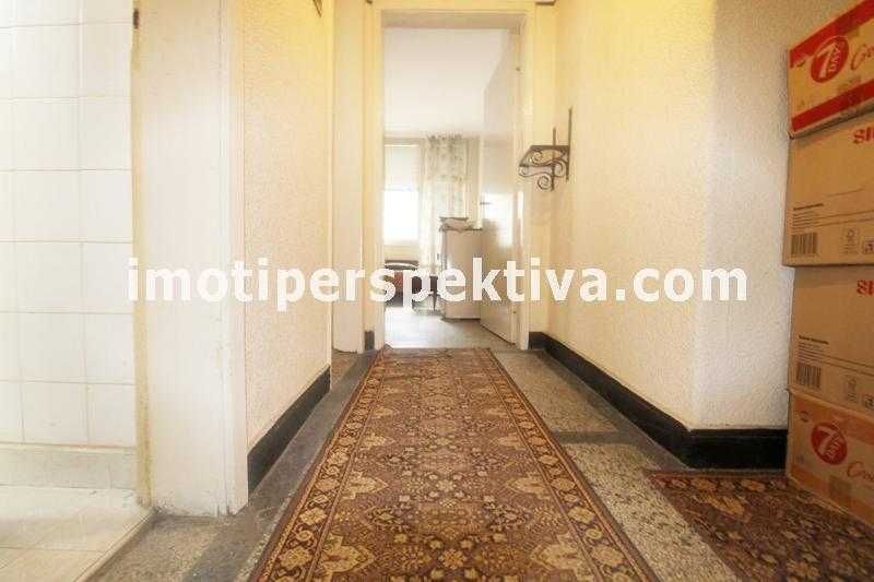 Продава се Тристаен апартамент в Пловдив, Кючук Париж - 100 кв.м за 1300 €/кв.м - Снимка #7