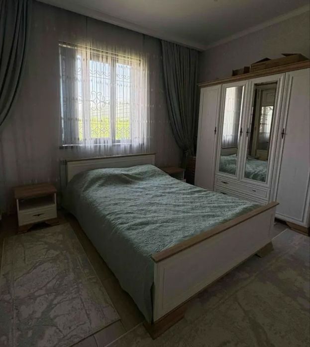 Спальный гарнитур