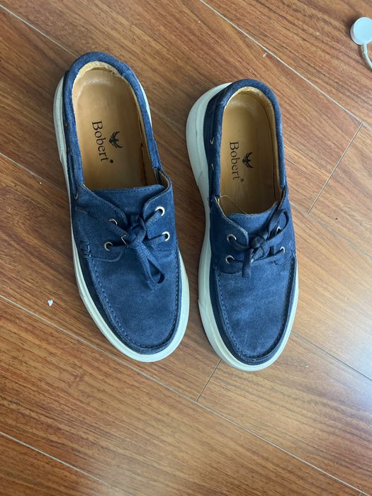 Обувь почти не носили