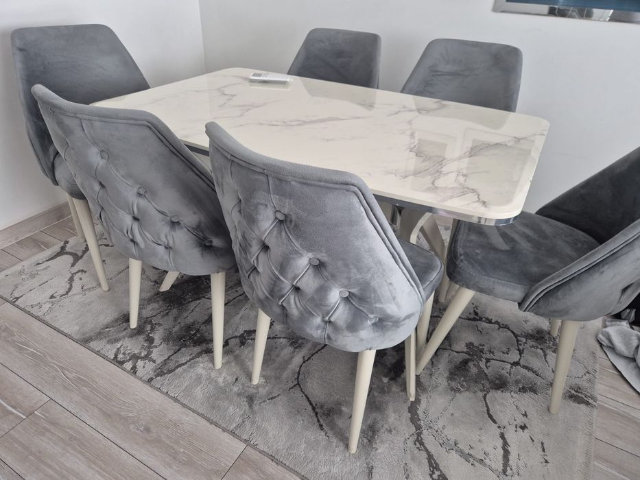 Маса за трапезаря със 6 стола