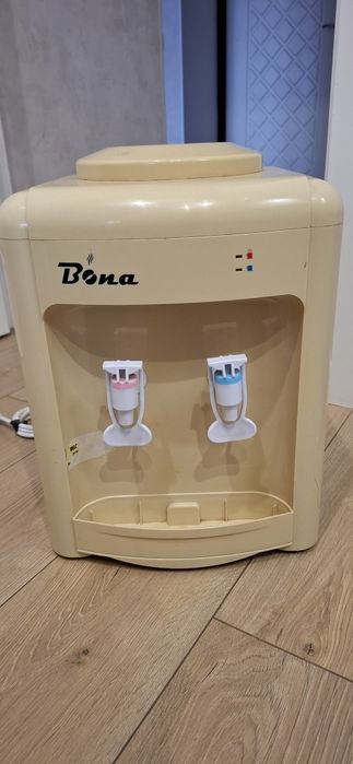 Настольный диспенсер, кулер для воды