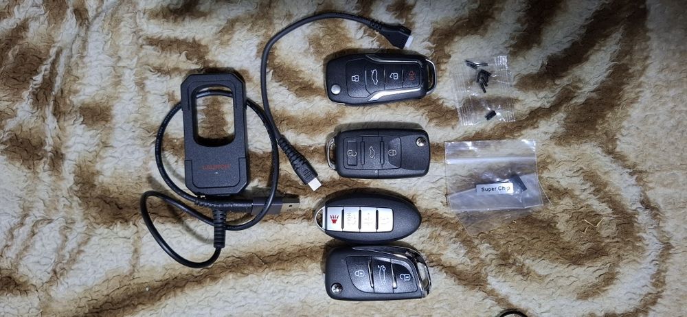 Программатор ключей launch