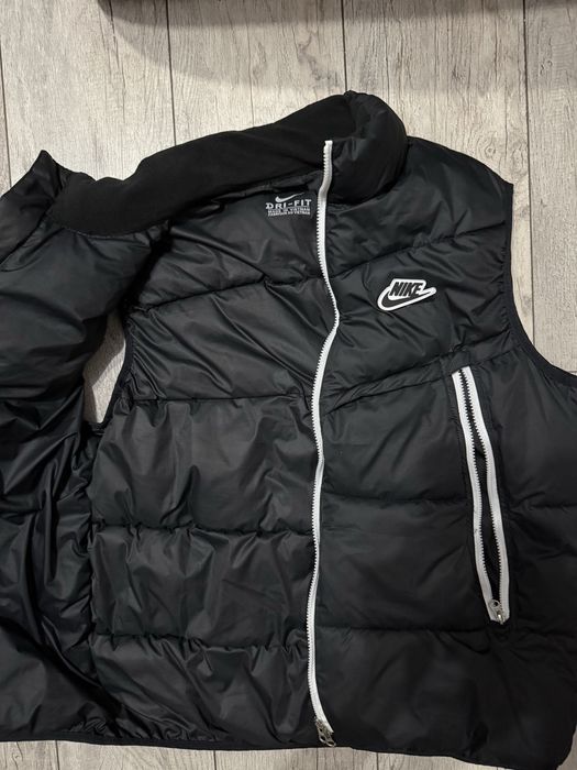 Безрукавка от Nike