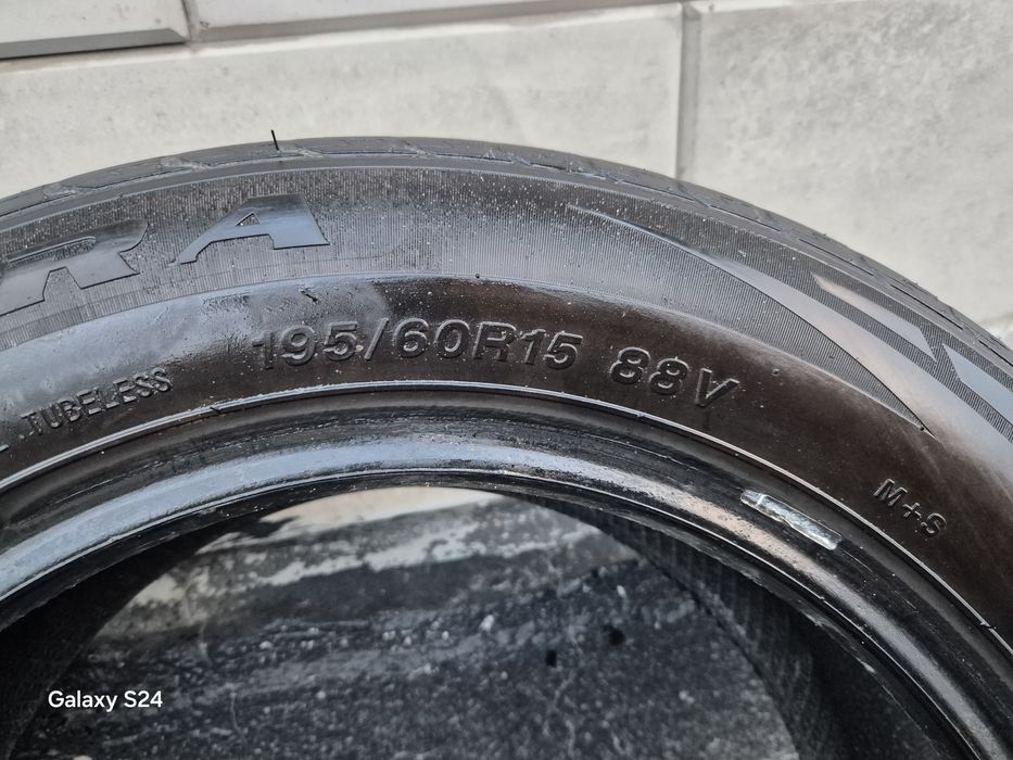 Продам шины б/у  летние