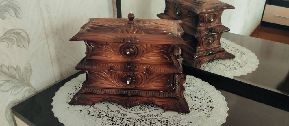 Продоется шкотулка