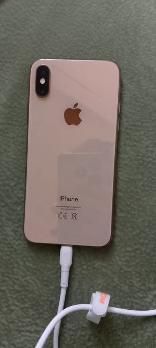 Iphone XS (акб 100,GB 256)