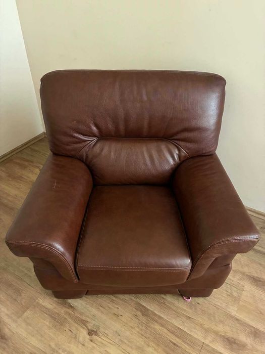 Canapea si fotolii din piele natural